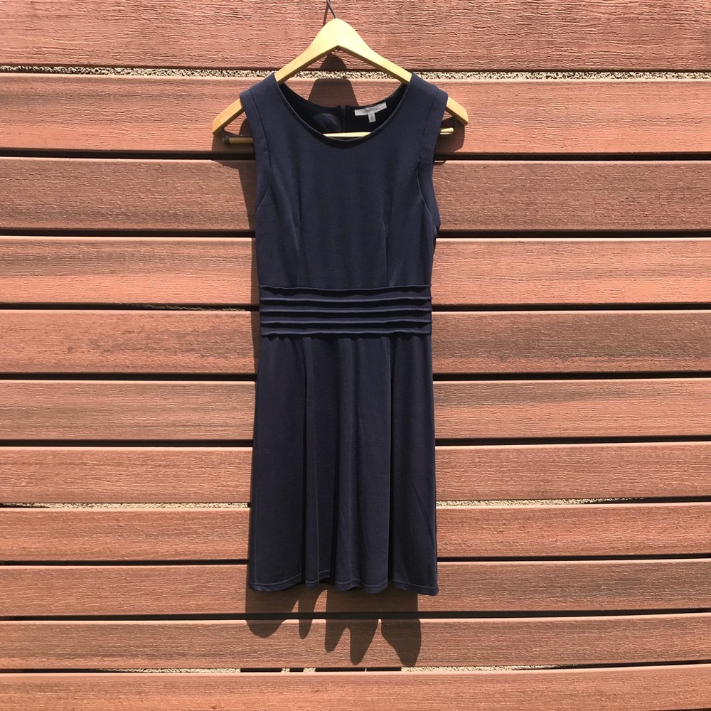 Navy fitted dress